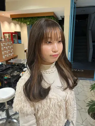 ロング CYAN.所属・山口 陸のヘアスタイル