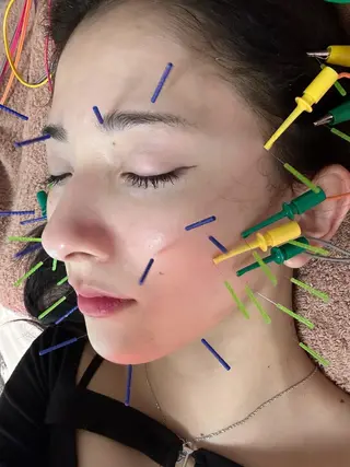 美容鍼灸サロン mahoroba院長のエステ・リラクイメージ