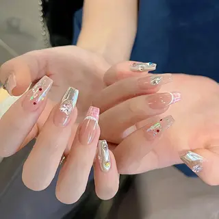 ネイル Yolo Nails💎のネイルデザイン