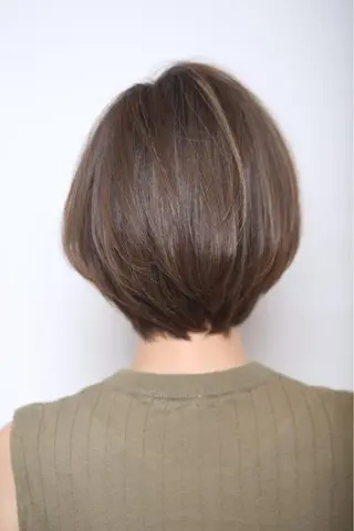 ショート カラー 💘トレンドスタイル 💘透明感ヘアのヘアスタイル