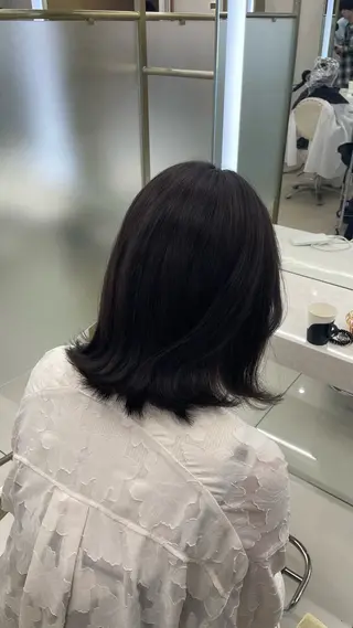 カラー 松田 佑月のヘアスタイル