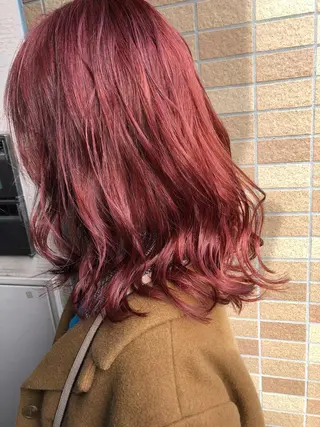 ミディアム StellA所属・アートディレクター ワダヒサノリのヘアスタイル