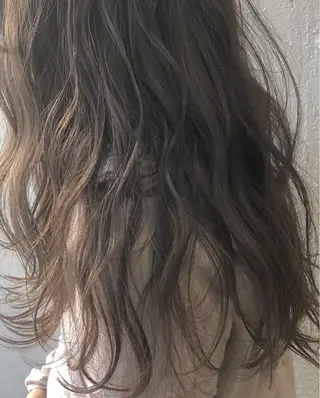 ロング カラー せこぐち まいのヘアスタイル