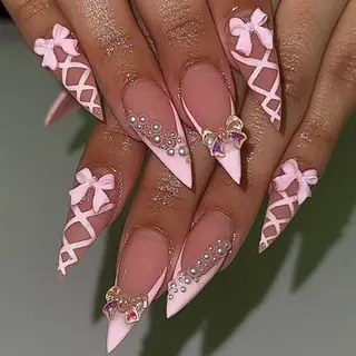 ネイル Cloudy Chan 歌舞伎町のネイルデザイン