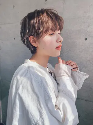 ショート カラー パーマ ヘアアレンジ メンズ キッズ ネイル マツエク・マツパ モリモト サナのヘアスタイル