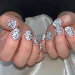 ネイル 内田 里穂のネイルデザイン