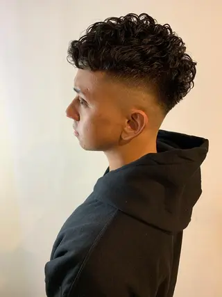 ショート パーマ メンズ HIROGINZAプレミアムバーバー赤坂店所属・田中 千恩のヘアスタイル