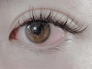 マツエク・マツパ 万都里 MATSURIのヘアスタイル