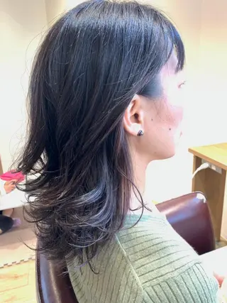 セミロング chill out 塚口本町店のヘアスタイル