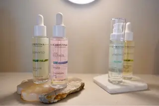 ハーブピーリング/ 脱毛/ホワイトニングのエステ・リラクイメージ