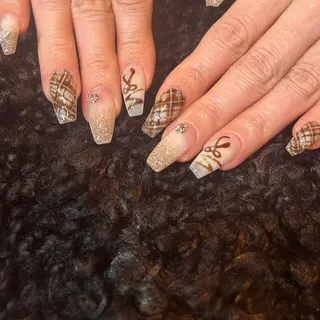 ネイル MODA MANAMIᵕ̈のネイルデザイン