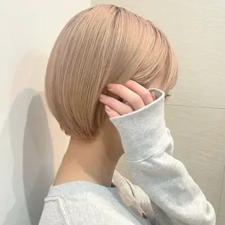 ショート レイヤー/透明感 /ベージュ/りほ🤍のヘアスタイル