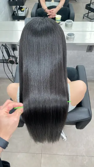 ロング 🦄髪質改善トリー トメント🦄イリスのヘアスタイル