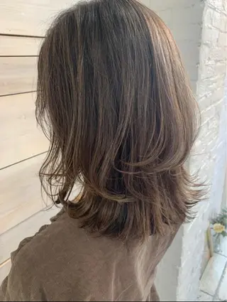 ミディアム カラー ハッシュカット/ボブ /レイヤー/彩奈のヘアスタイル