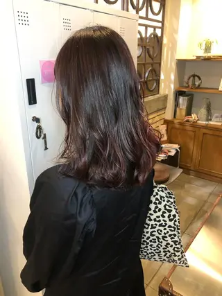 カラー AGREE Momokaのヘアスタイル