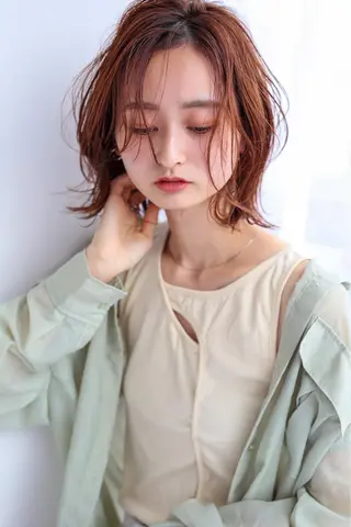 ミディアム カラー モリシュンスケ /レイヤー/髪質改善のヘアスタイル