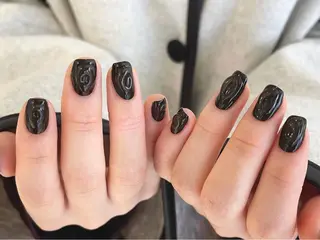 ネイル esby Loely MIZUKIのネイルデザイン