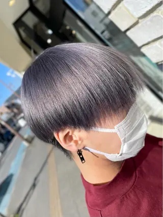 ショート 倉林隆一🐈 ダブルカラー/艶髪のヘアスタイル