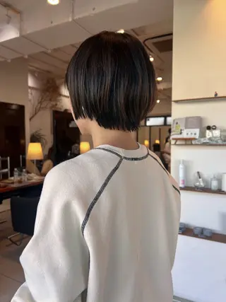 ショート リリカ🐈‍⬛ブリー チカラー/上永谷のヘアスタイル