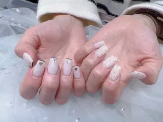 ミディアム 🐼panda nail所属・ロレイン ちゃんのネイルデザイン
