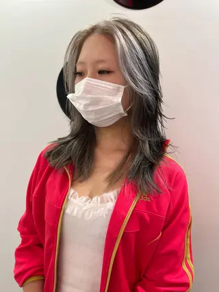 セミロング カラー ヘアアレンジ 🧨ブリーチー×ボブ レイヤー💎じゅえるのヘアスタイル