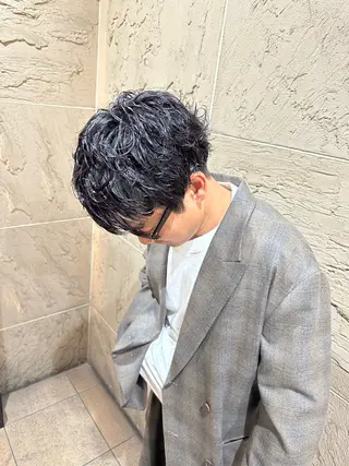 ショート パーマ 溜 一太のヘアスタイル