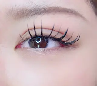 マツエク・マツパ E.m.u..所属・E.m.u.. エミュのマツエク・マツパデザイン