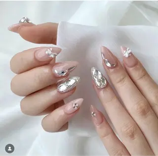 ネイル LynaOtsuka Nailのネイルデザイン