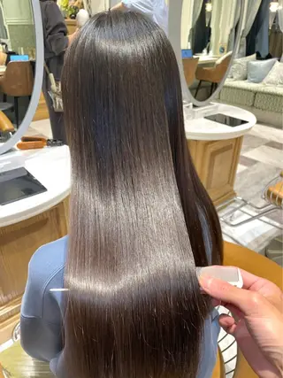 ロング 🌷透明感カラー🌷 内田零菜のヘアスタイル