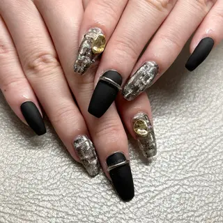 ネイル she nail studio所属・パラジェル/スカルプ salonOerbaのネイルデザイン