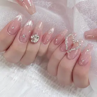 ネイル J&C Nail Salon吉祥寺所属・YU KIのネイルデザイン