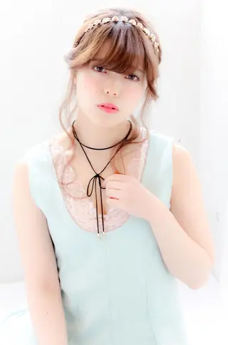 セミロング ヘアアレンジ 代官山/恵比寿所属・髪質改善/縮毛矯正 専門 代官山/恵比寿のヘアスタイル