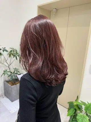 ミディアム カラー 透け 艶感カラー齊木 勇人のヘアスタイル