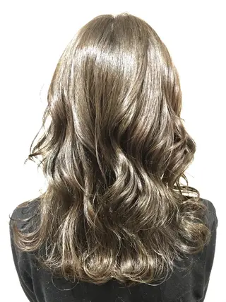 セミロング カラー 12月限定クーポン 💕大量更新ブリーチのヘアスタイル