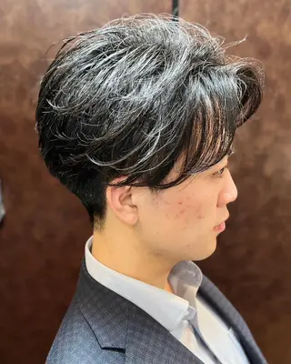 ショート メンズ ヒロ銀座 東京駅八重洲店所属・【メンズ専門】🔥 カミマンのヘアスタイル