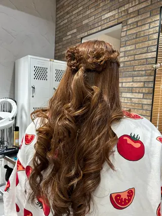 ロング ヘアアレンジ 🦄HITOMI 🦄MEMEのマツエク・マツパデザイン