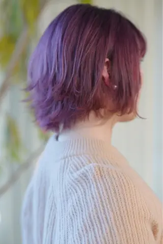 ショート カラー ハイトーン/レイヤー /ケアブリーチ石川治のヘアスタイル