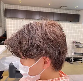 カラー 夏のメンズヘア🔥 BLUCK札幌🔥のヘアスタイル