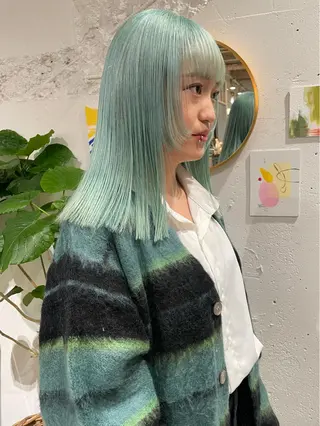 ミディアム 大角  実希のヘアスタイル