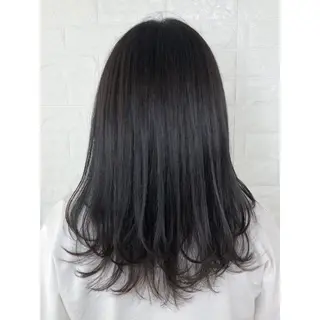 セミロング カラー KIZU 髪質改善 オカルト怪談のヘアスタイル