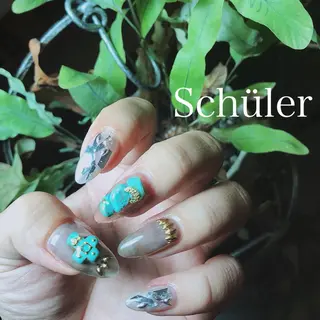 ネイル Schüler所属・野内 まきのネイルデザイン
