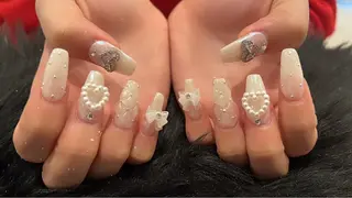 ネイル ダン ゴーゴックビックのネイルデザイン