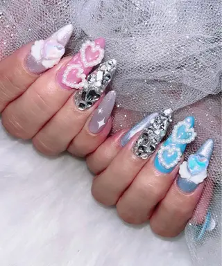 ネイル 高草木 桃香のネイルデザイン