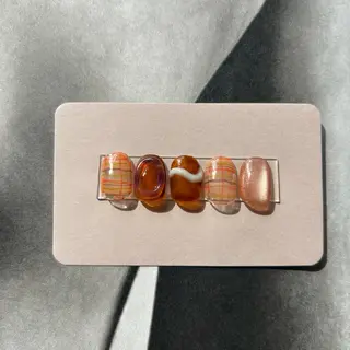 ネイル née高橋 梨菜のネイルデザイン