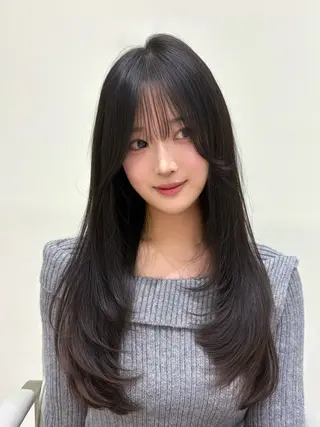 ロング PULSE yokohama所属・横浜駅/韓国レイヤー /髪質改善のヘアスタイル