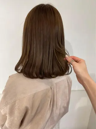 ミディアム カラー GOODDAY ヘアサロンのヘアスタイル