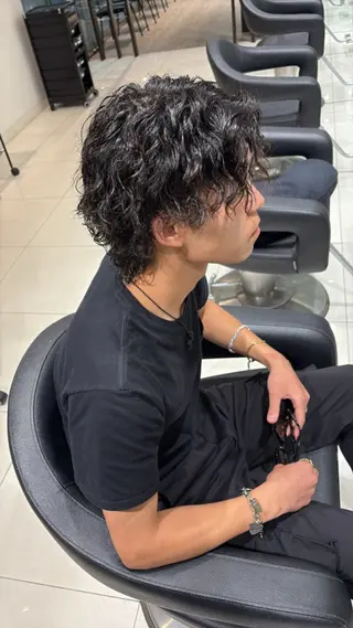 ミディアム パーマ マメタ ユウトのヘアスタイル