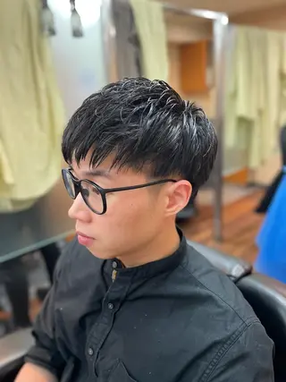 ショート パーマ メンズ カット指名No1漆原 聡のヘアスタイル