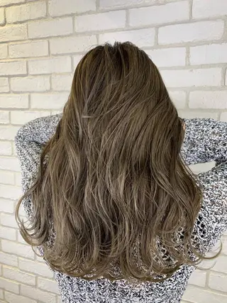 ロング カラー she2.shinjuku所属・顧客様専用予約 新規予約不可のヘアスタイル