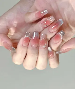 ネイル 花花 ネイルサロンのネイルデザイン